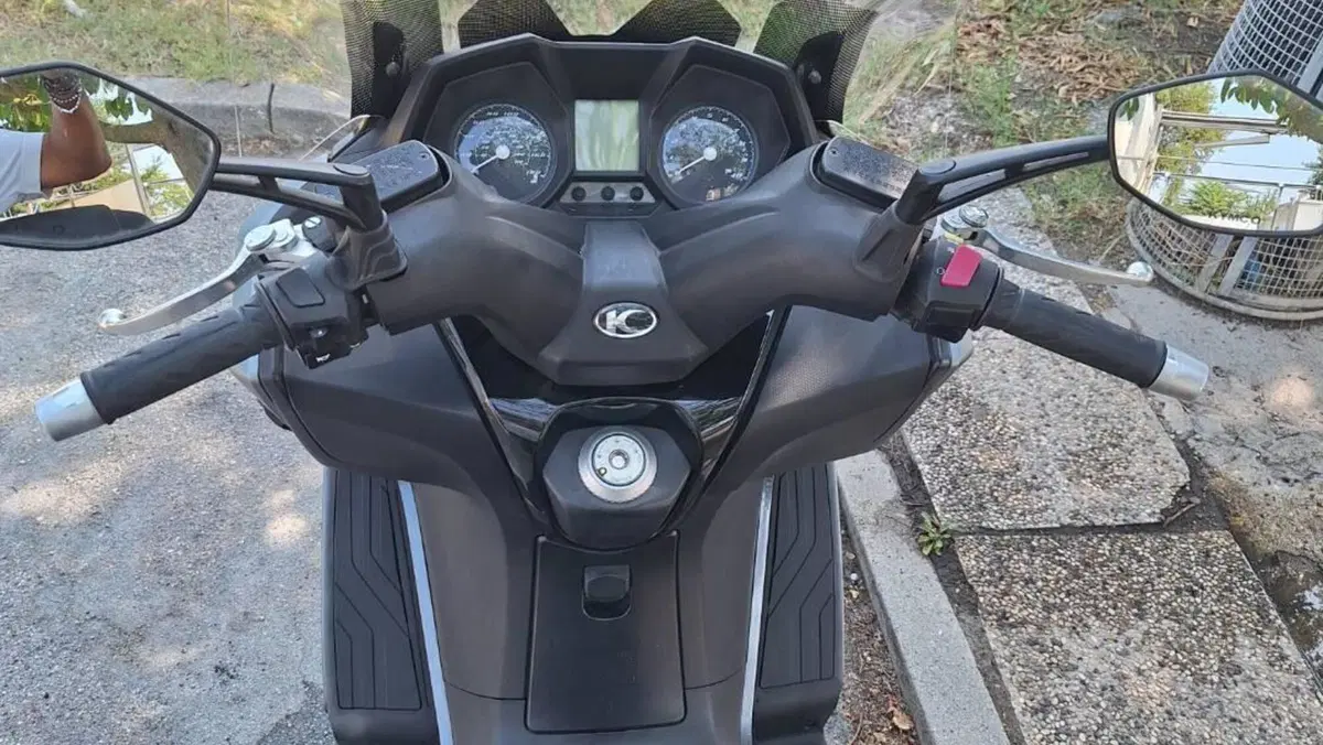 Kymco Downtown 350i ABS (2015 - 17)  (5)