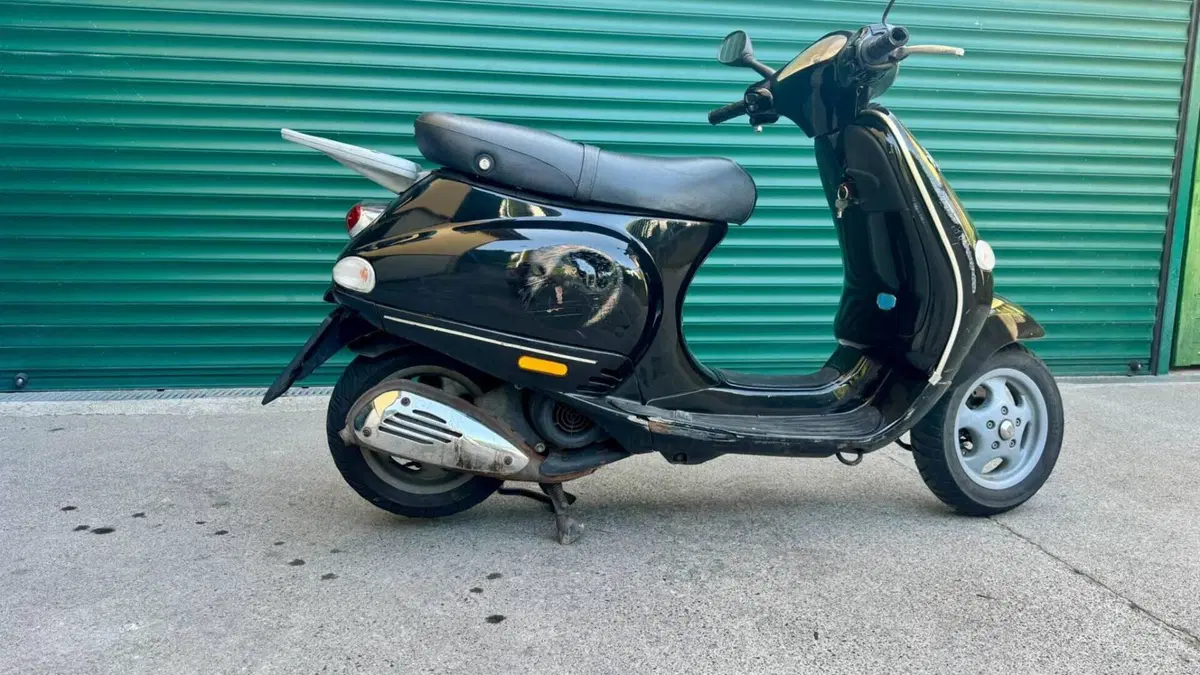 Vespa 150 ET4 (1999 - 01)  (2)