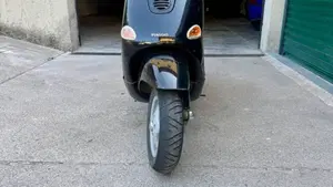 Vespa 150 ET4 (1999 - 01) 