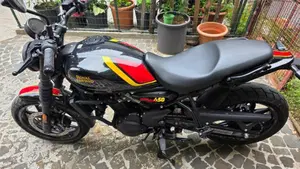Royal Enfield Guerrilla 450 (2024 - 26)  (2)