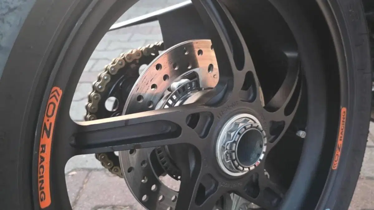 Ducati Panigale V4 1100 (2021)  (5)