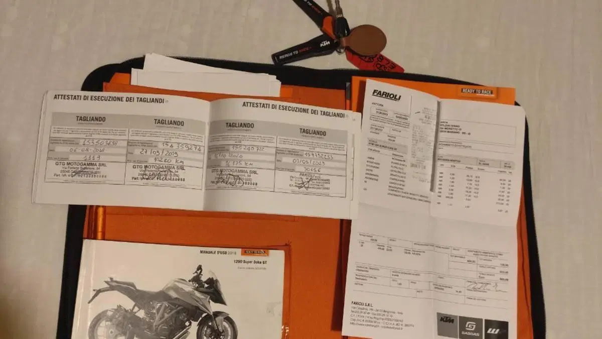KTM 1290 Super Duke GT ABS (2016 - 18)  (8)