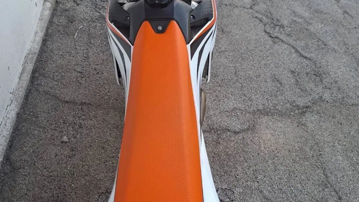 KTM 250 SX-F (2024)  (4)