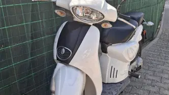 Aprilia Scarabeo 50 2t (2008 - 17) usata