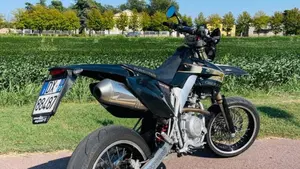 HM CRE F 125 X  (2)