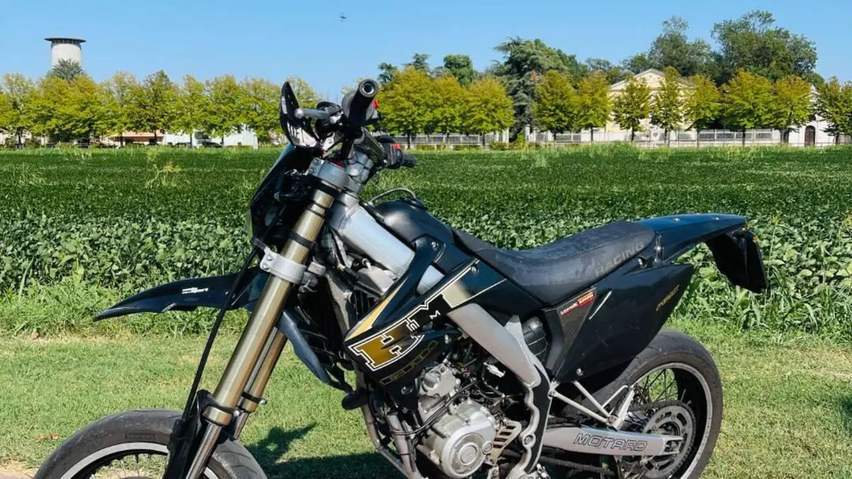 HM CRE F 125 X  (4)