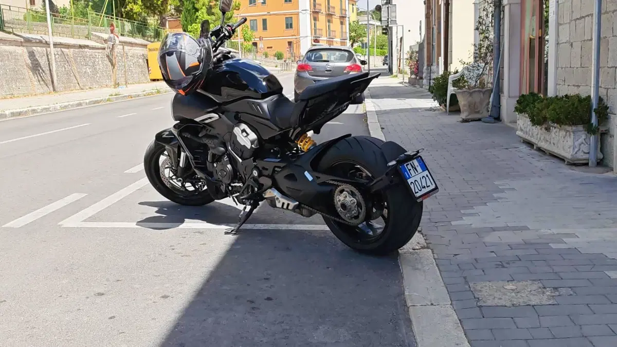 Ducati Diavel V4 (2023 - 26)  (6)