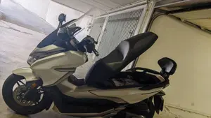 Honda Forza 300 ABS (2018 - 20)  (2)