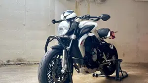 MV Agusta Dragster 800 (2014 - 19)  (7)