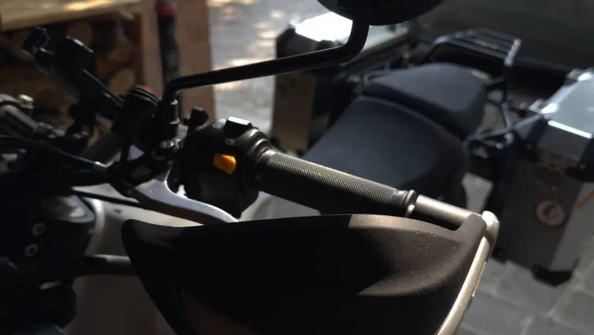 Royal Enfield Himalayan 411 (2017 - 20)  (7)