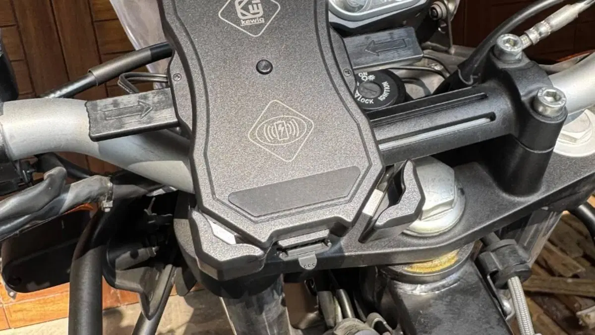 Royal Enfield Himalayan 411 (2017 - 20)  (8)