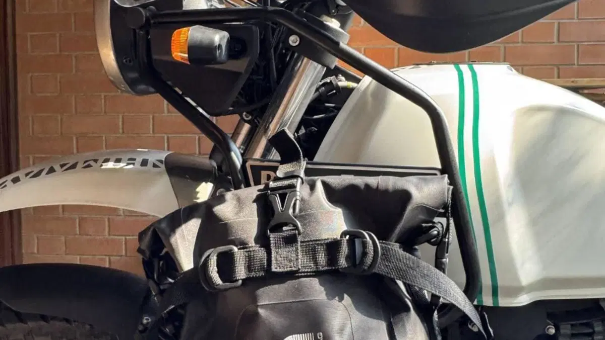 Royal Enfield Himalayan 411 (2017 - 20)  (10)