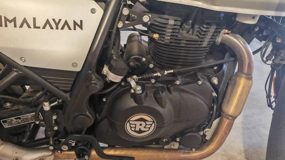 Royal Enfield Himalayan 411 (2021 - 24)  (4)