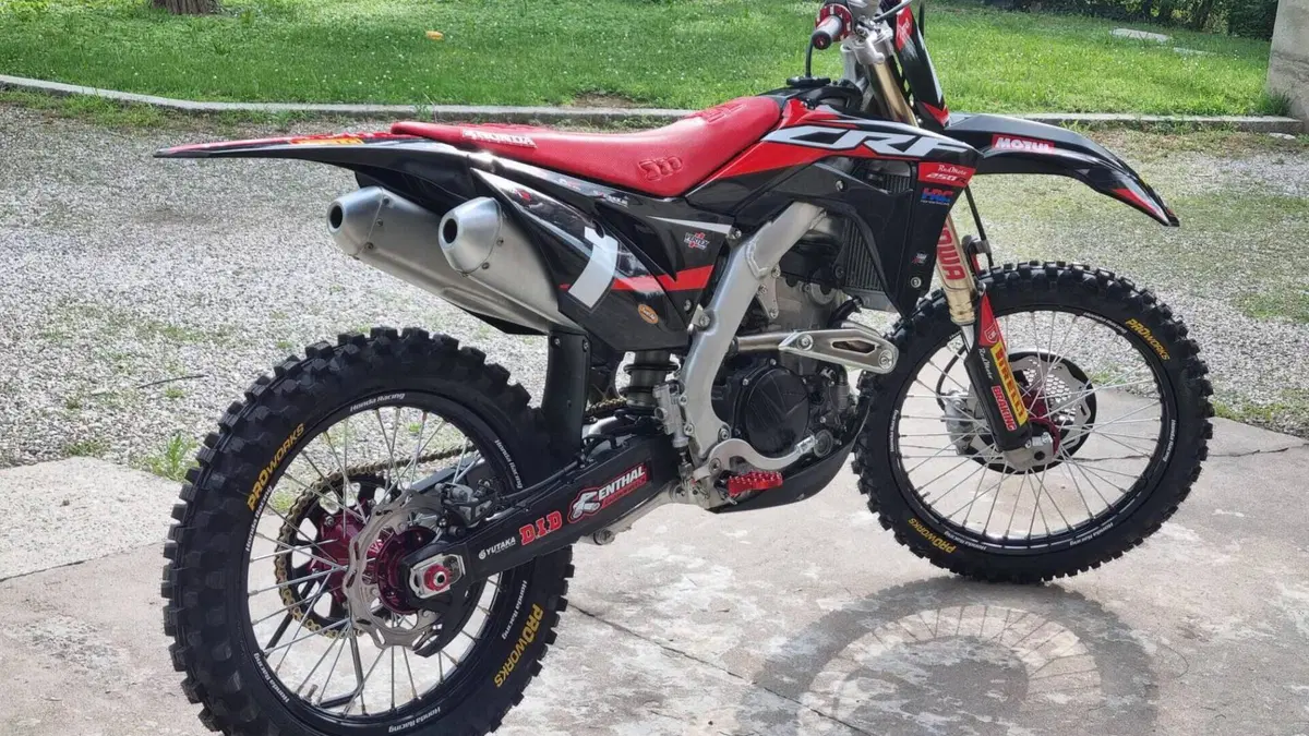 Honda CRF 250R (2020)  (2)