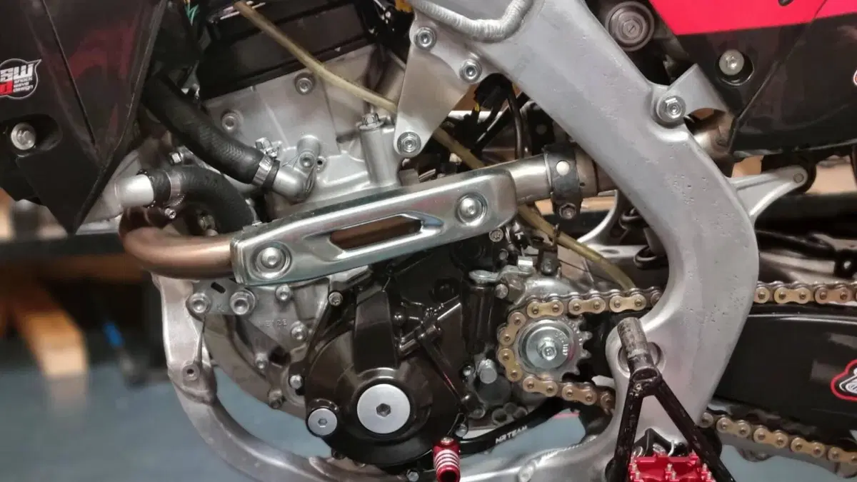 Honda CRF 250R (2020)  (11)