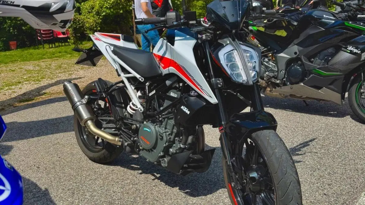KTM 390 Duke (2021 - 23)  (4)
