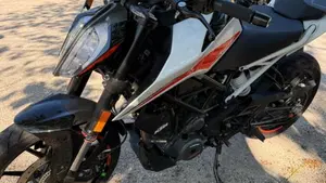KTM 390 Duke (2021 - 23)  (9)