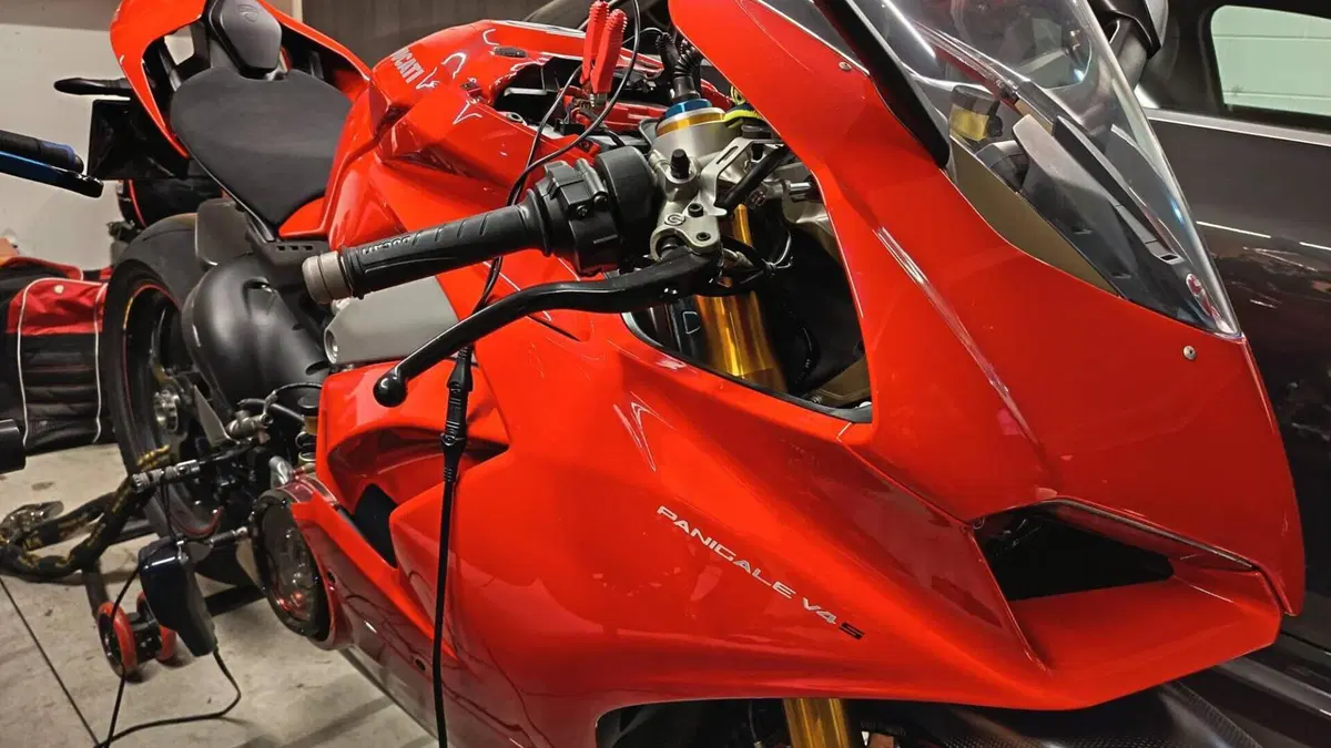 Ducati Panigale V4 S 1100 (2018 - 19)  (2)