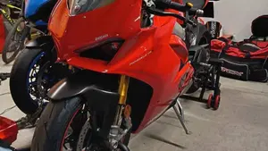 Ducati Panigale V4 S 1100 (2018 - 19)  (5)