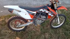 KTM 350 SX-F (2016)  (2)