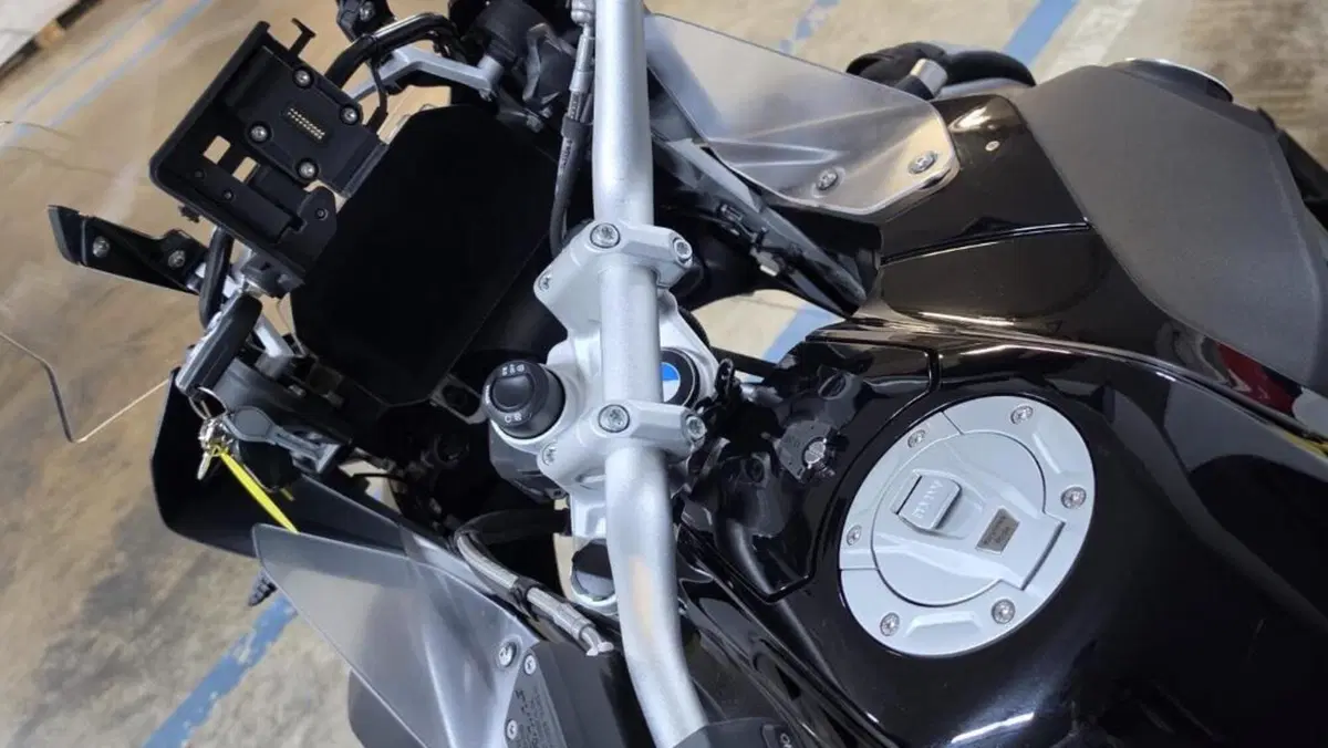 Bmw R 1200 GS Adventure (2017 - 18)  (2)