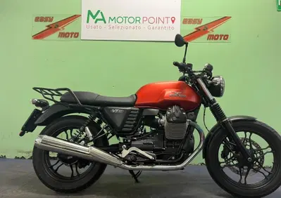 Moto Guzzi V7 II Stone (2015 - 17) - Annuncio 10088232
