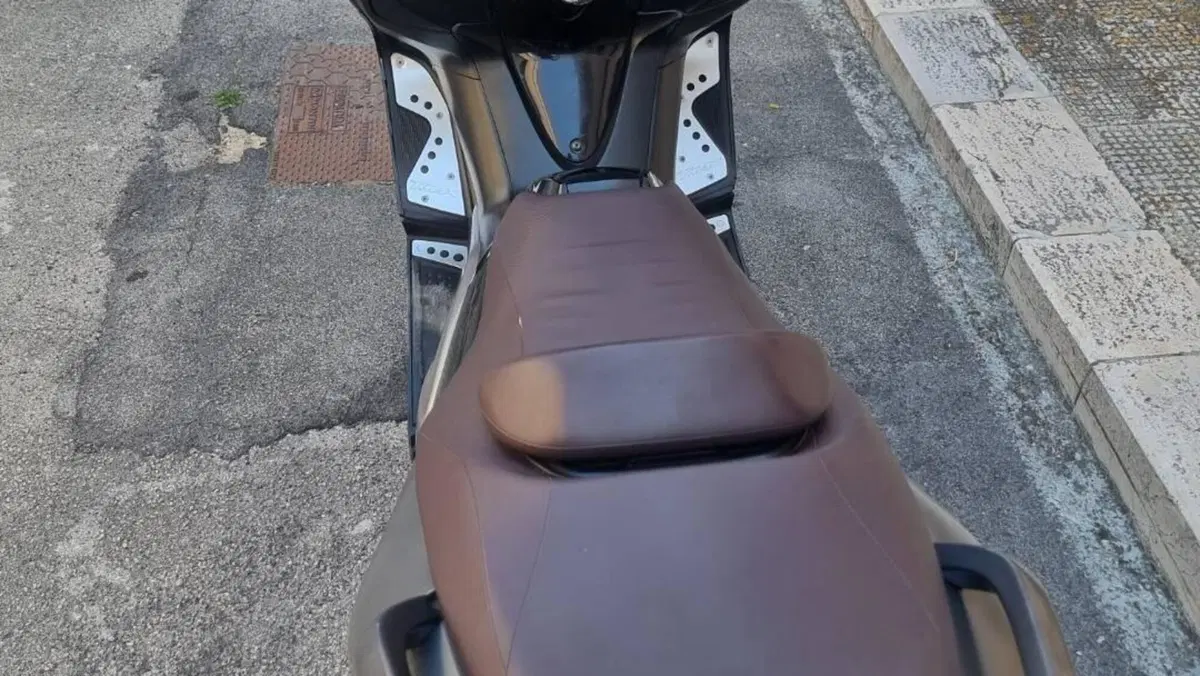 Yamaha T-Max 500 (2008 - 12)  (7)