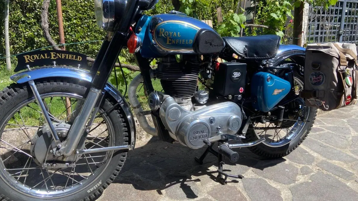 Royal Enfield Bullet 500 DLX Sixty/5  (2)
