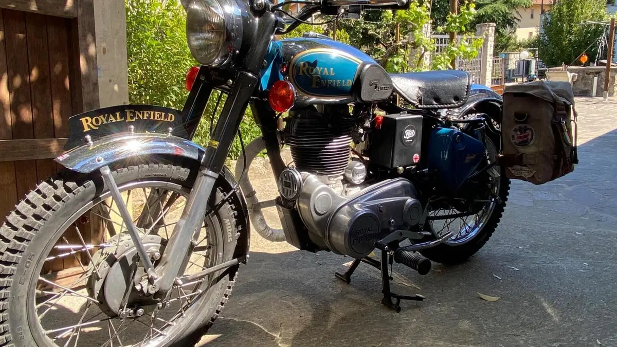 Royal Enfield Bullet 500 DLX Sixty/5  (3)