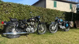 Royal Enfield Bullet 500 DLX Sixty/5  (10)