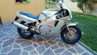 Yamaha FZR 1000. EX UP epoca
