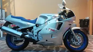 Yamaha   (7)