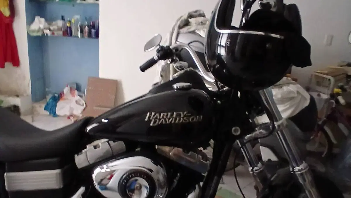Harley-Davidson 1584 Street Bob (2008 - 15) - FXDB  (2)