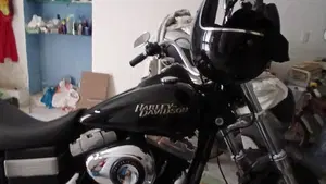 Harley-Davidson 1584 Street Bob (2008 - 15) - FXDB  (2)