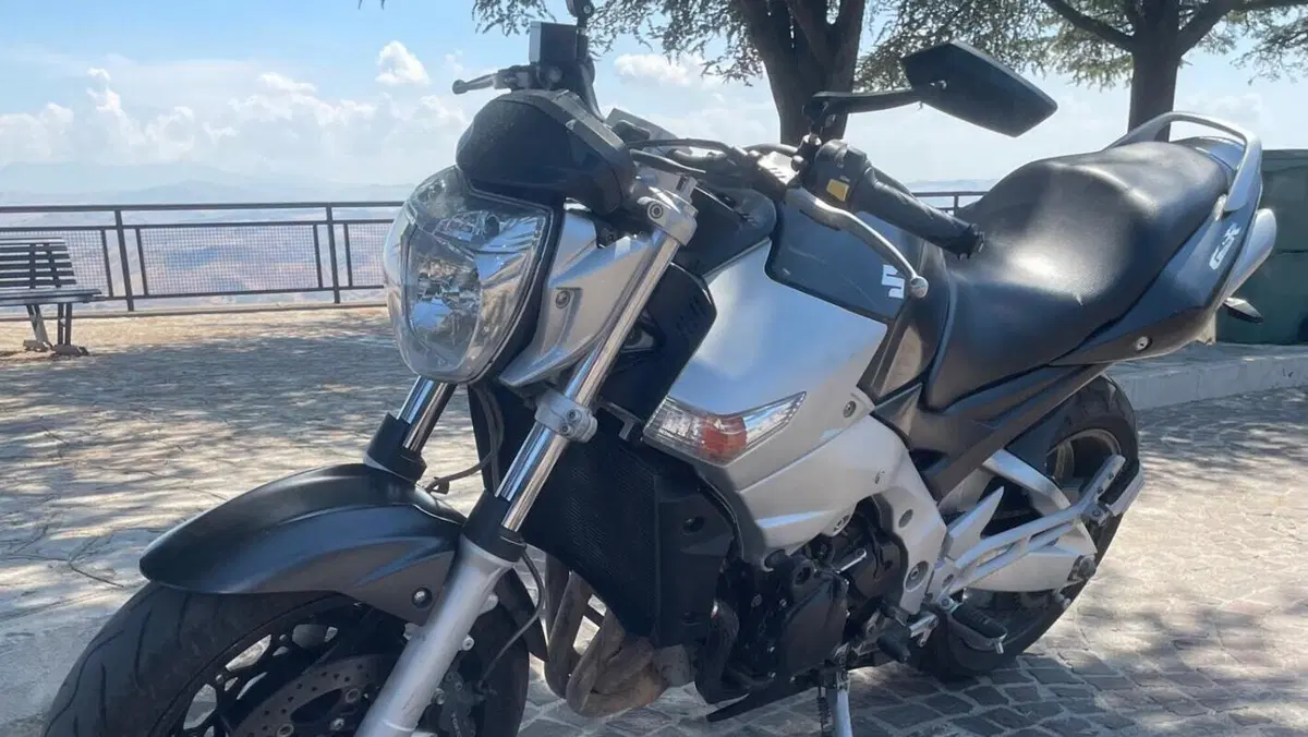 Suzuki GSR 600 (2006 - 11) 