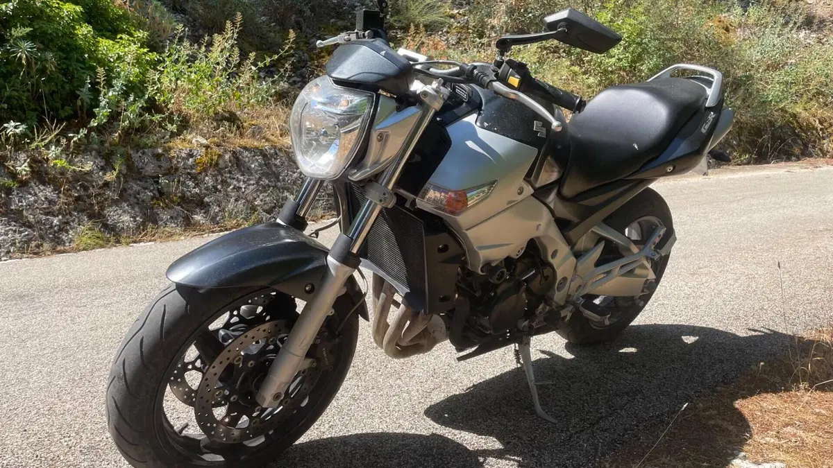 Suzuki GSR 600 (2006 - 11)  (5)
