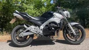 Suzuki GSR 600 (2006 - 11)  (6)