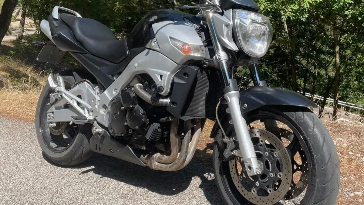 Suzuki GSR 600 (2006 - 11)  (7)