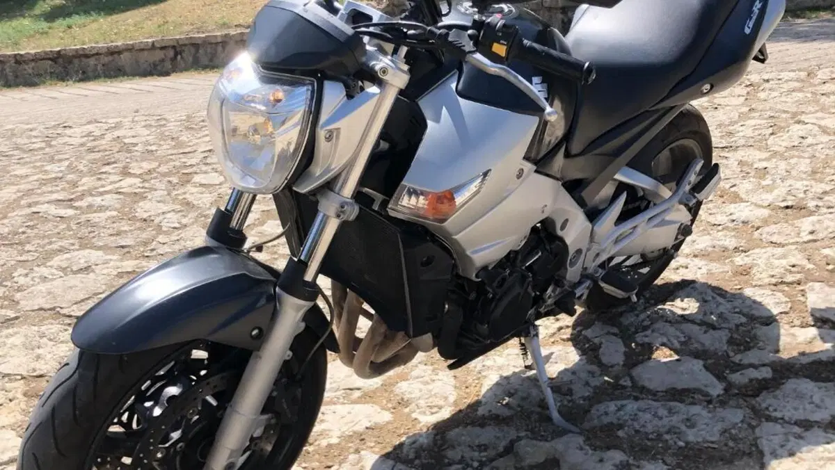 Suzuki GSR 600 (2006 - 11)  (11)