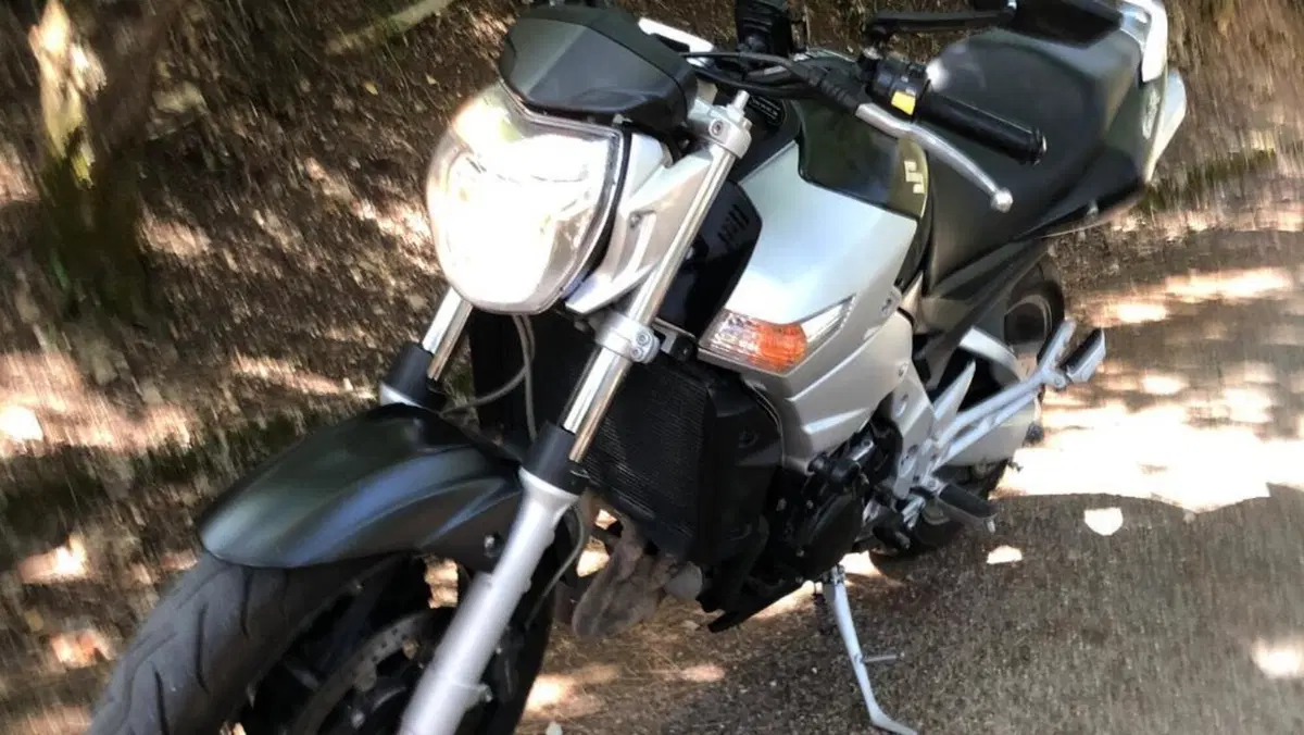 Suzuki GSR 600 (2006 - 11)  (12)
