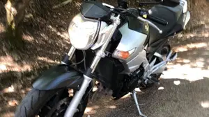 Suzuki GSR 600 (2006 - 11)  (12)