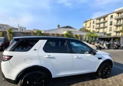 Land Rover Discovery Sport 2.2 TD4 HSE (5)