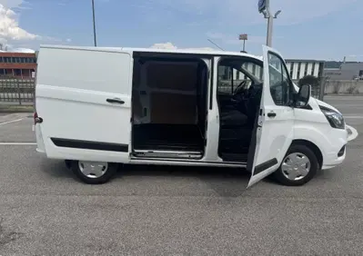 Ford Transit Custom Furgone 280 2.0 EcoBlue 130 PC Furgone Trend (4)