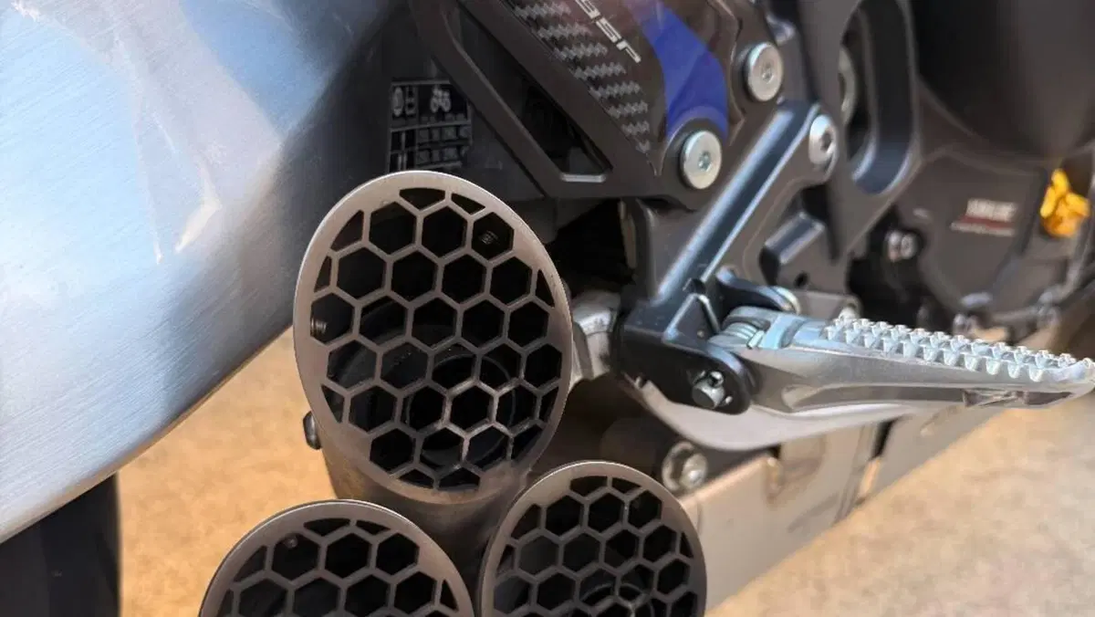Yamaha MT-09 SP (2024 - 26)  (2)