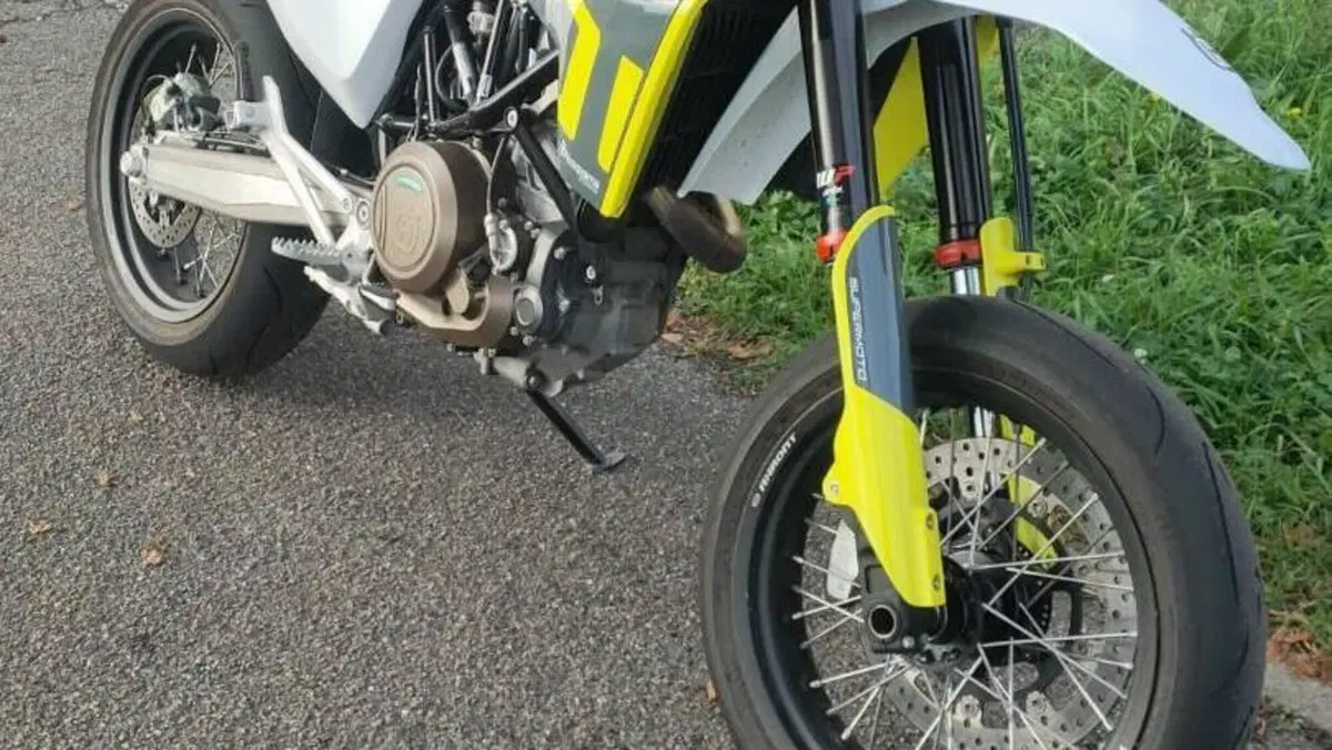 Husqvarna 701 Supermoto (2023 - 25) 