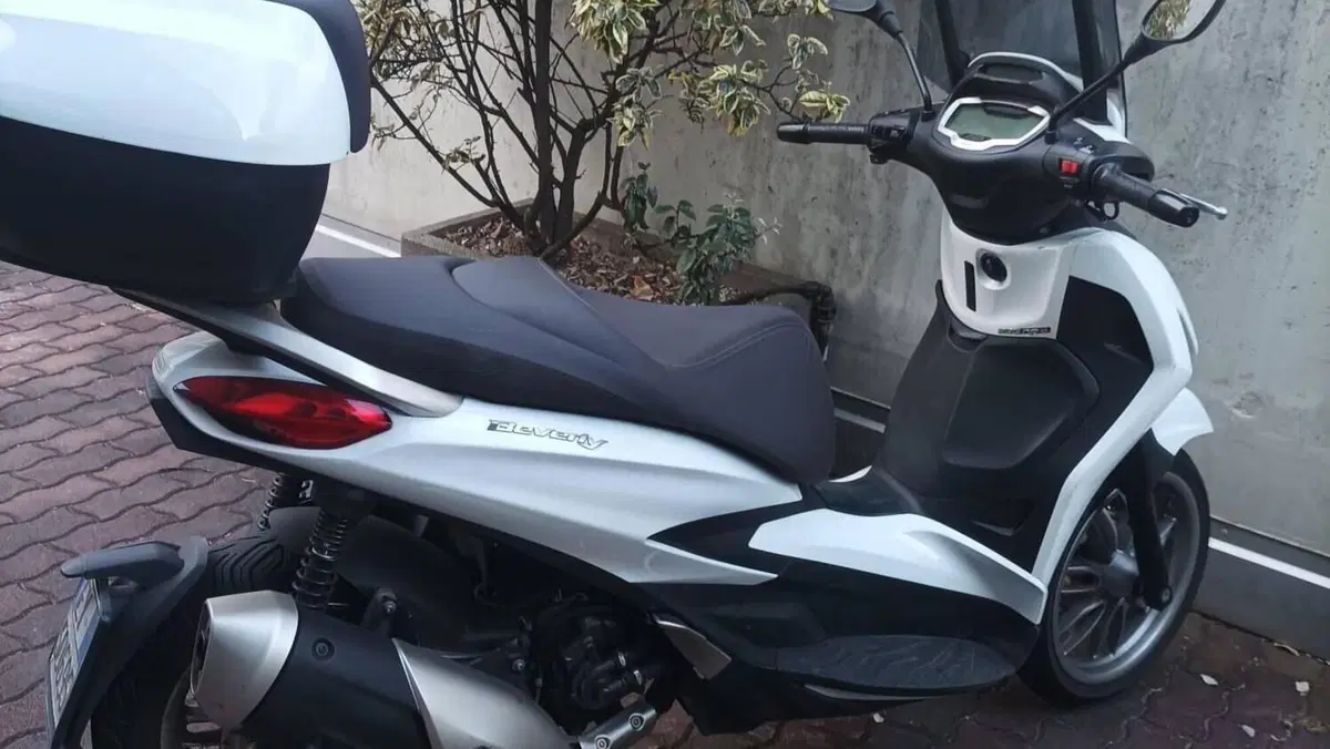 Piaggio Beverly 300 ABS-ASR (2021 - 25) 