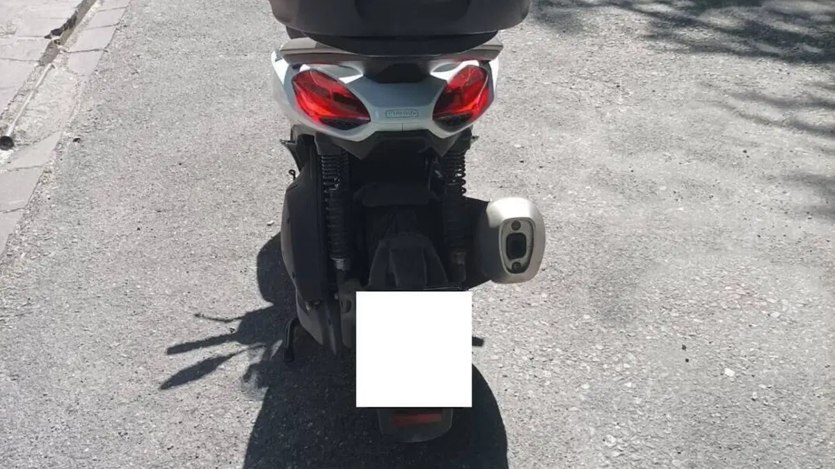 Piaggio Beverly 300 ABS-ASR (2021 - 25)  (5)