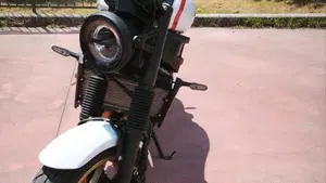Yamaha XSR 700 XTribute (2022 - 24)  (3)