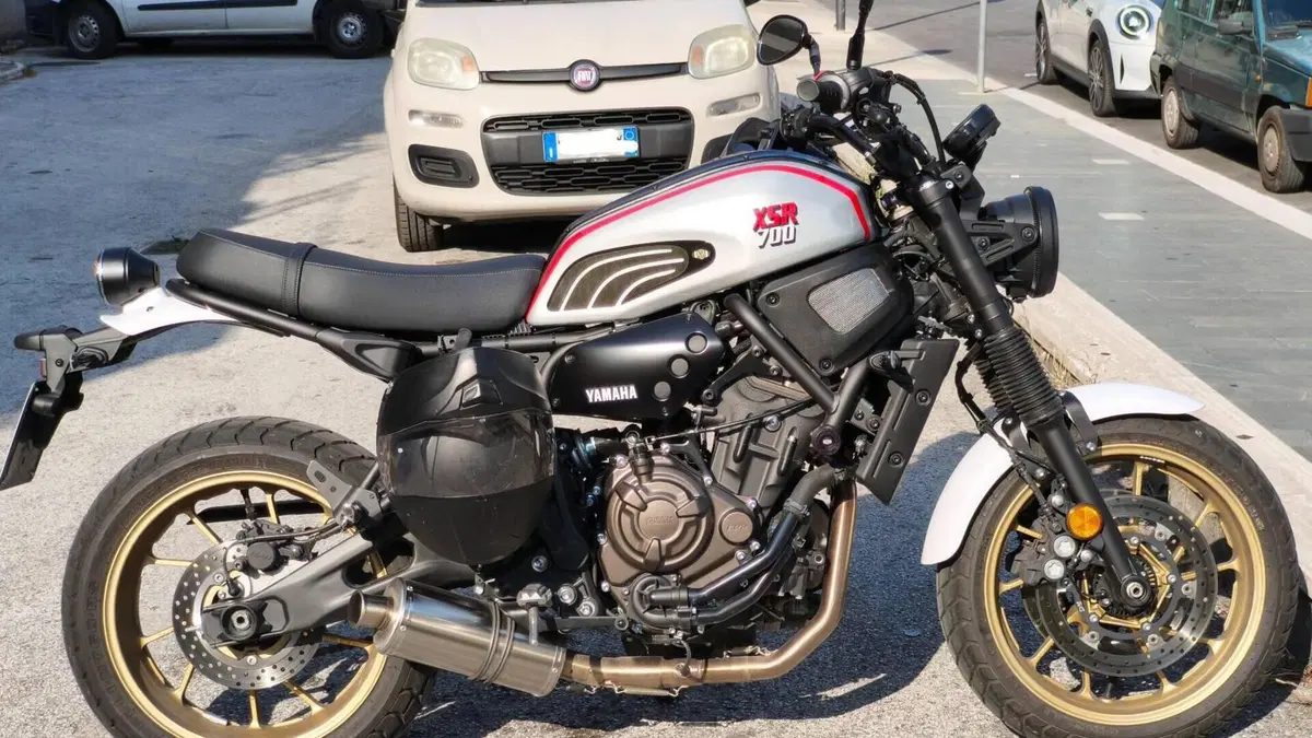 Yamaha XSR 700 XTribute (2022 - 24)  (5)