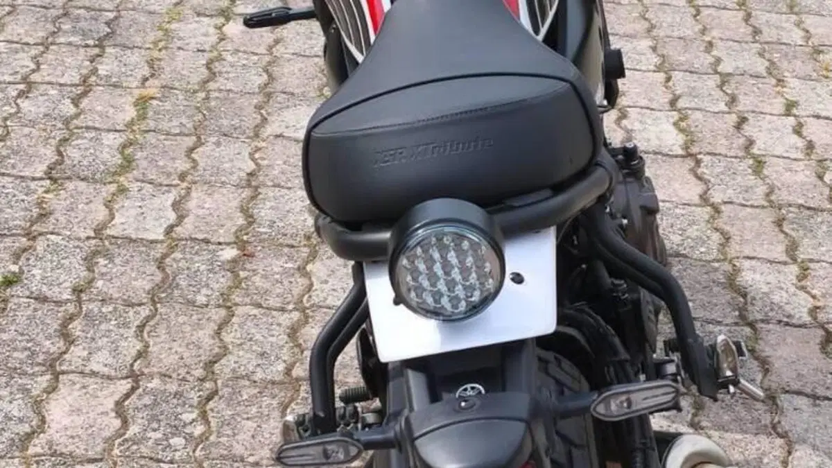 Yamaha XSR 700 XTribute (2022 - 24)  (8)
